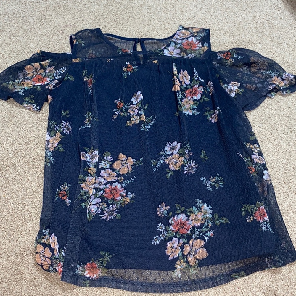Lace shirt